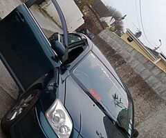 2004 Toyota avenis