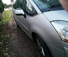 Swap my C4 Picasso for C5 must have towbar. May consider  a diesel  around same year. - Image 3/6