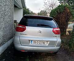 Swap my C4 Picasso for C5 must have towbar. May consider  a diesel  around same year. - Image 4/6