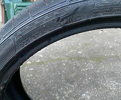 Tyres 245/35/R20