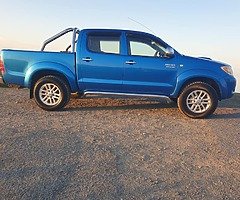 Toyota hilux - Image 7/7