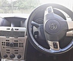 Opel Astra 1.7 td 2008 - Image 7/10