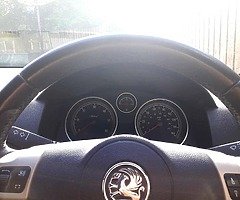 Opel Astra 1.7 td 2008 - Image 9/10