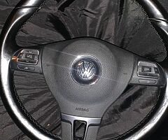 VW Highline Multifunctional steering wheel with airbag