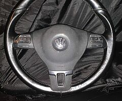 VW Highline Multifunctional steering wheel with airbag
