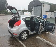 2010 Ford Fiesta 1.25 Zetec High Spec Low  miles - Image 6/10