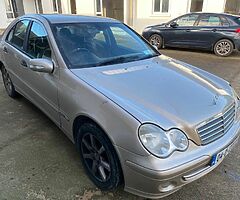 Mercedes C180 FOR BREAKING