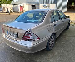 Mercedes C180 FOR BREAKING - Image 5/6