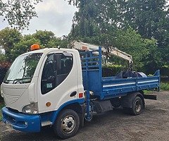 Daewoo Avia D75 Tipper, Grab
