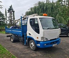 Daewoo Avia D75 Tipper, Grab