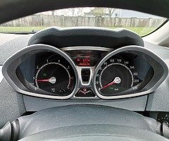 Ford Fiesta 1.25 petrol 2009 Titanium Low milege