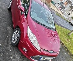 Ford Fiesta 1.25 petrol 2009 Titanium Low milege - Image 4/10
