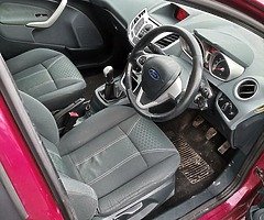 Ford Fiesta 1.25 petrol 2009 Titanium Low milege - Image 5/10