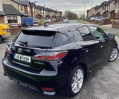 14 LEXUS CT200H - Image 4/7