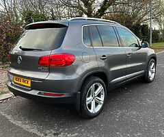 2013 Volkswagen Tiguan - Image 4/10