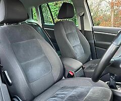 2013 Volkswagen Tiguan - Image 9/10