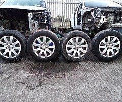 15 inch alloys tyres from wolsvagen golf - Image 1/6