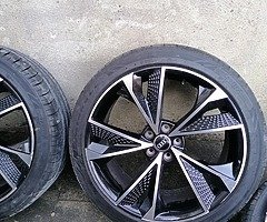 3 Rs7 style alloys