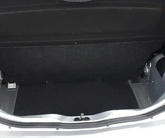 VW up - Image 5/5
