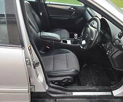 2007 MERCEDES C200 CDI ESTATE - Image 7/9
