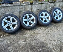Audi,Vw 16s genuine alloy wheels with good tyres for sale fits on the VW caddy van too