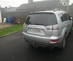 Mitsubishi outlander 7 seater  6 speed manual - Image 4/6