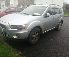 Mitsubishi outlander 7 seater  6 speed manual - Image 6/6