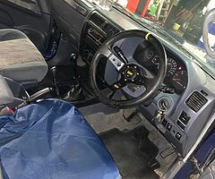 01 Landcruiser - Image 5/8