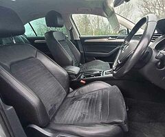 2015 Volkswagen Passat - Image 7/10