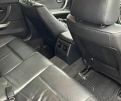 BMW 320D Efficient Dynamics - Image 8/10