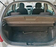 Toyota vitz 2007/11 - Image 6/6
