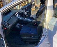 Toyota Prius - Image 6/9