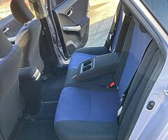Toyota Prius - Image 8/9