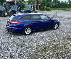 2015 ford mondeo 2.0 tdci 
6 speed manual gearbox