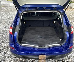 2015 ford mondeo 2.0 tdci 
6 speed manual gearbox