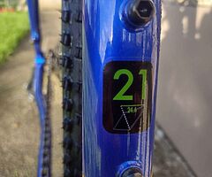 Mountain bike - Image 5/10