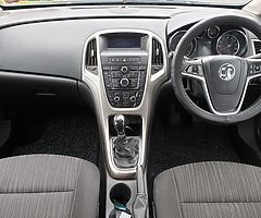 2012 Opel Astra - Image 8/9