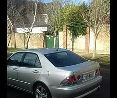 Lexus IS200 - Image 4/10