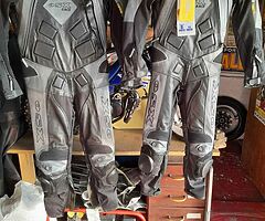 kids motorcycle leathers - Image 8/8