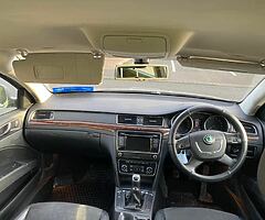 Skoda superb2014 ￼ - Image 3/10