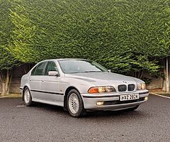 2000 BMW E39
