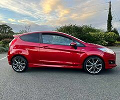 2016 Ford Fiesta from €70 a week - Image 3/10