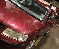 2000 Volkswagen Passat - Image 5/10