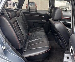 hyundai santa fe 4x4 auto crew cab - Image 9/10