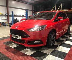 2016 Ford Focus ST1 2.0TDCI 185 - Image 5/10