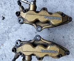 Tokico gsxr 1000 6 pot calipers and brake lines originally of gsx1200