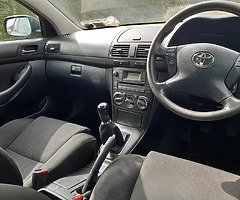 Toyota Avensis 1.6 petrol 2007 - Image 6/7