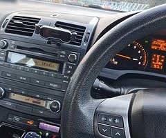 Toyota avensis 1.6 petrol