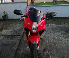 Hyosung GT250R