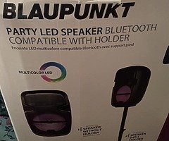 Bluetooth speaker with stand